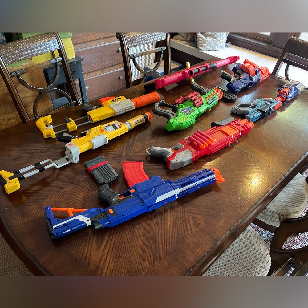 NERF ARSENAL! - Picture 3 of 7